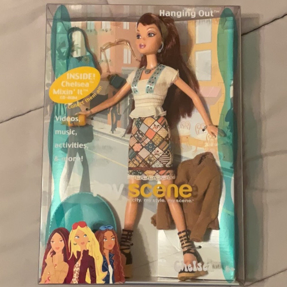 My Scene Hanging Out Chelsea Doll